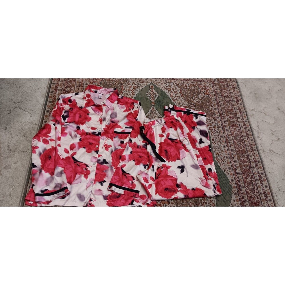 Victoria's Secret Women's Satin Long Sleeve Pajama Set XL Pink Red Roses Floral